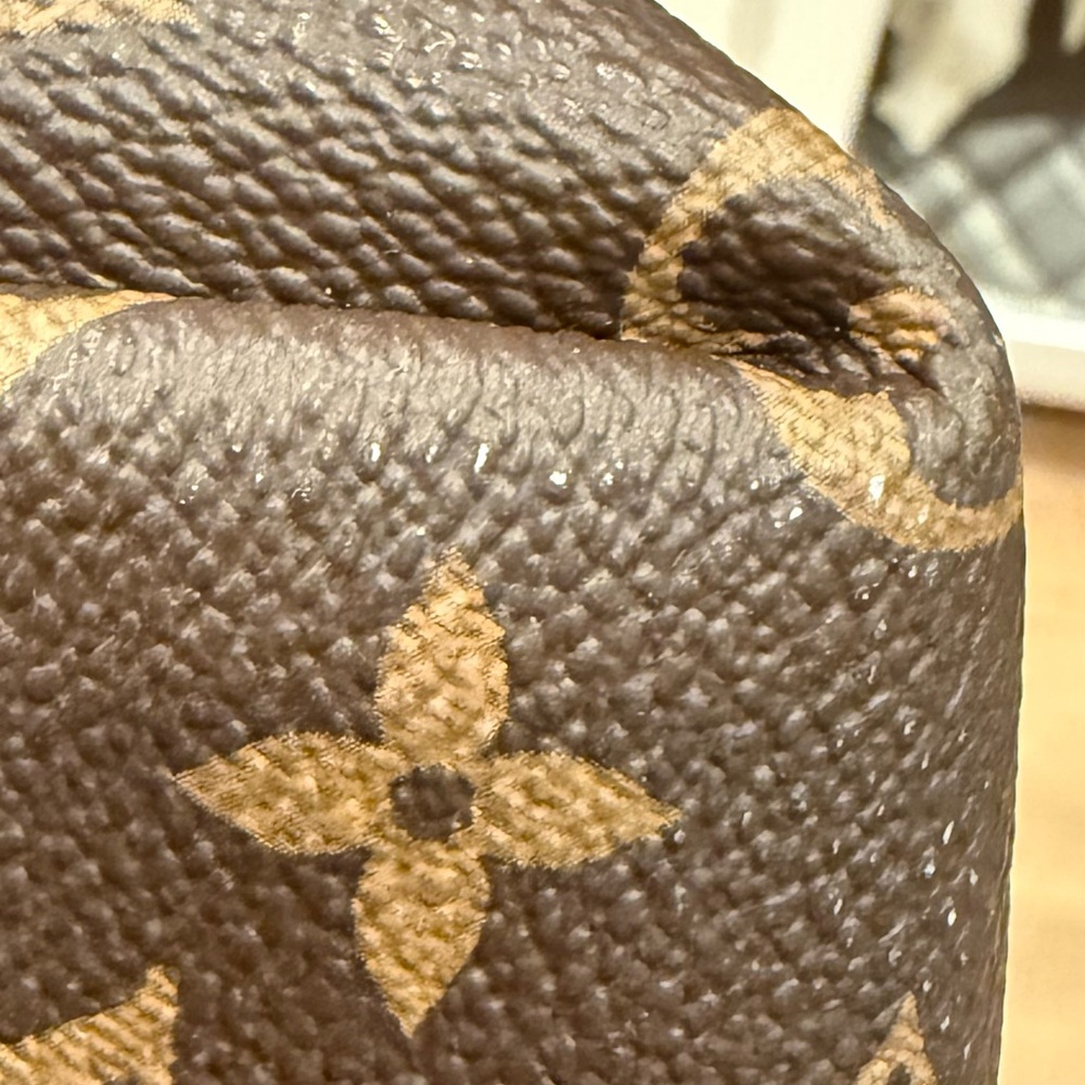 LAST CHANCE- Louis Vuitton Monogram Turenne PM - Picture 14 of 17